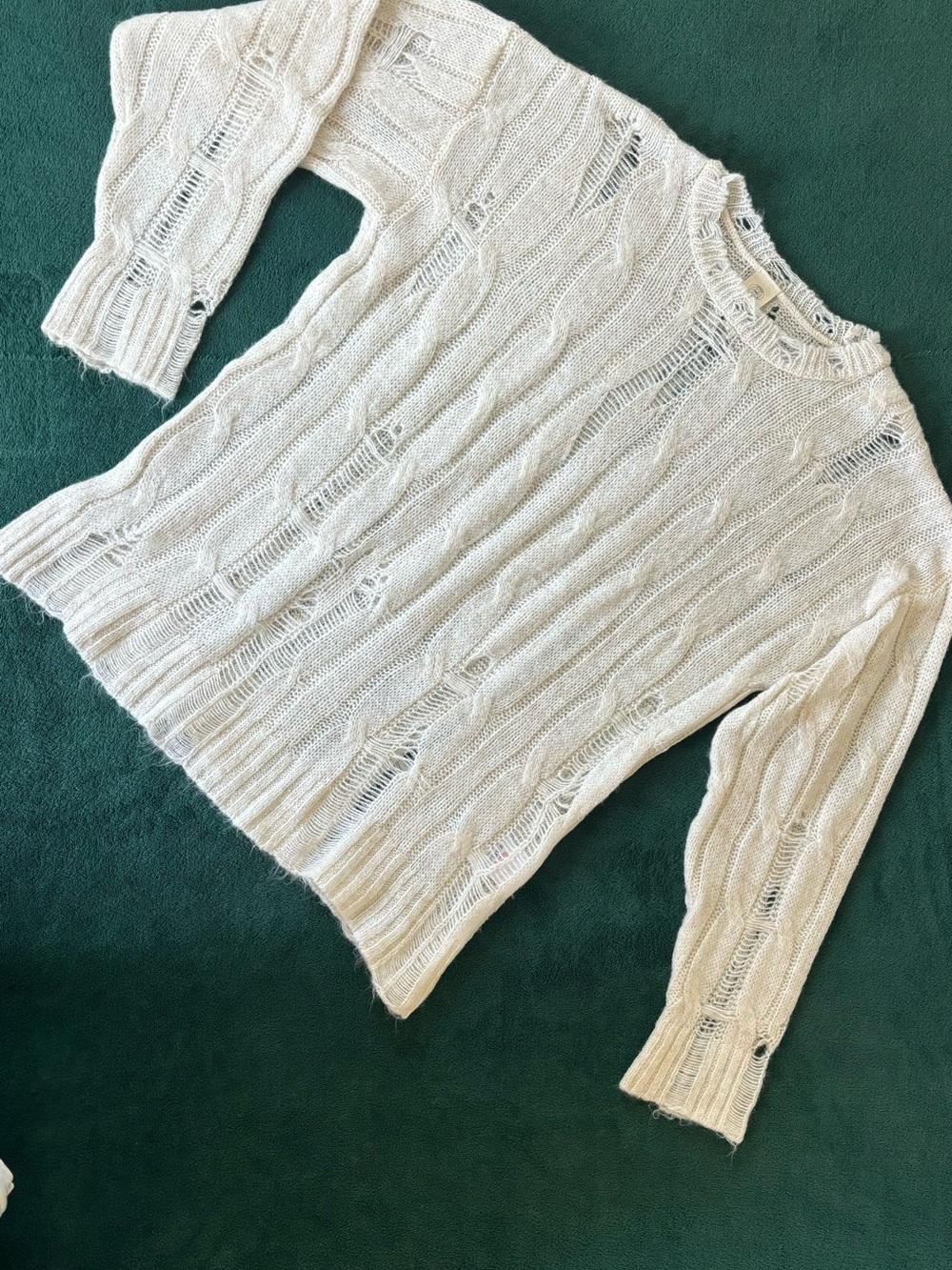 Urban Outfitters Distressed Cable Crew Sweater - Creamz